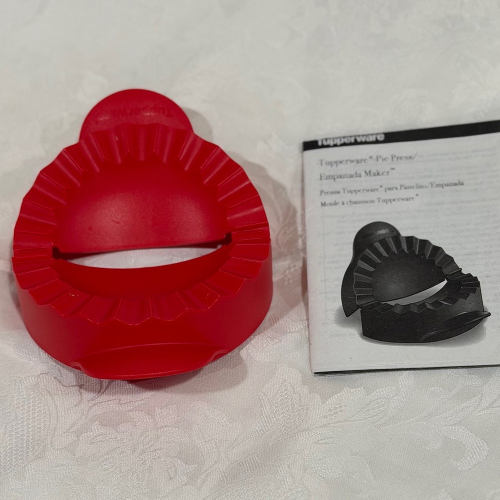 NEW!  Tupperware Red Empanada Maker